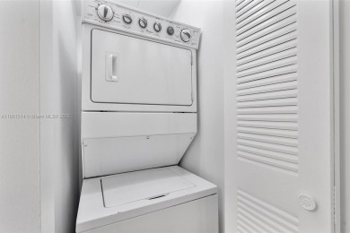 Lovely 1 bedroom, 1 bathroom apartment located in the desirable on Orangebrook Golf and Country Club in Florida - for sale on GolfHomes.com, golf home, golf lot