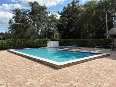 ***NEW ROOF*** installed January 2025. Attractive END unit with on Innisbrook Resort and Golf Club in Florida - for sale on GolfHomes.com, golf home, golf lot