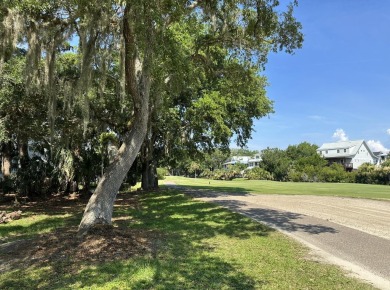 Rare extra-large Driftwood Condo on Edisto Beach has 2 bedrooms on The Plantation Course At Edisto in South Carolina - for sale on GolfHomes.com, golf home, golf lot