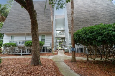Rare extra-large Driftwood Condo on Edisto Beach has 2 bedrooms on The Plantation Course At Edisto in South Carolina - for sale on GolfHomes.com, golf home, golf lot