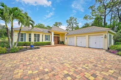 **NEWER CONSTRUCTION (2014) -- IMPRESSIVE, CUSTOM *COURTYARD on The Oaks Club in Florida - for sale on GolfHomes.com, golf home, golf lot