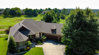 Move-in ready!!  Enjoy the morning sunrise over the beautiful on Rivercut Golf Course in Missouri - for sale on GolfHomes.com, golf home, golf lot