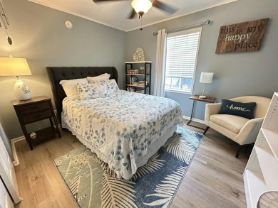 Like-new 2-bedroom, 2-bathroom home in a peaceful 55+ community on Fairways Country Club in Florida - for sale on GolfHomes.com, golf home, golf lot