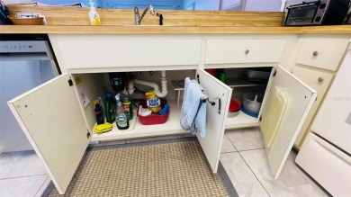 **Priced Reduced** Welcome to the Villas of Cedar key. 2-bedroom on Saint Andrews South Golf Club in Florida - for sale on GolfHomes.com, golf home, golf lot