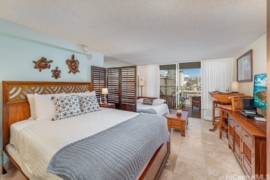 Welcome home to this beautifully remodeled unit in Island Colony on Ala Wai Golf Course in Hawaii - for sale on GolfHomes.com, golf home, golf lot