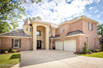 Welcome to your executive four-bedroom grand home located on the on The Oaks Golf Club in Mississippi - for sale on GolfHomes.com, golf home, golf lot