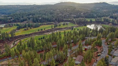 2414 E. Casper Dr. is an *Occupied Duplex* built in 1976 with a on Hangman Valley Golf Course in Washington - for sale on GolfHomes.com, golf home, golf lot