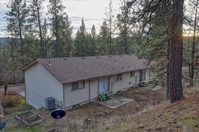 2414 E. Casper Dr. is an *Occupied Duplex* built in 1976 with a on Hangman Valley Golf Course in Washington - for sale on GolfHomes.com, golf home, golf lot