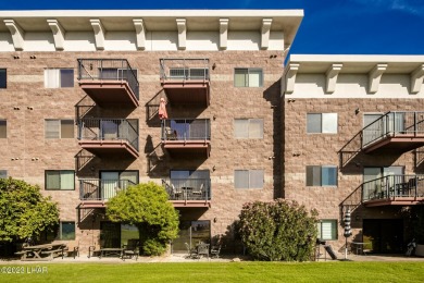 Elegantly furnished ground floor condominium overlooking the on Bridgewater Links in Arizona - for sale on GolfHomes.com, golf home, golf lot