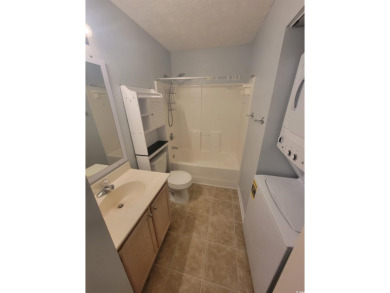 Charming 1-Bedroom and 1 full bathroom condo with golf course on River Oaks Golf Plantation  in South Carolina - for sale on GolfHomes.com, golf home, golf lot