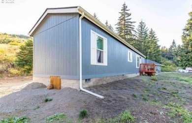 You can live in an outdoor lover's paradise. This property has a on Circle Bar Golf Club in Oregon - for sale on GolfHomes.com, golf home, golf lot