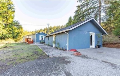 You can live in an outdoor lover's paradise. This property has a on Circle Bar Golf Club in Oregon - for sale on GolfHomes.com, golf home, golf lot