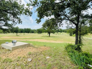 10 GORGEOUS acres with a deep tank, perimeter fences and a on Lakeside Country Club in Texas - for sale on GolfHomes.com, golf home, golf lot