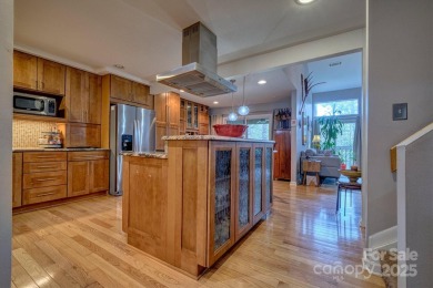 Large townhome in gated waterfront community of River Hills on on River Hills Country Club in South Carolina - for sale on GolfHomes.com, golf home, golf lot