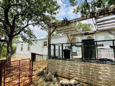 10 GORGEOUS acres with a deep tank, perimeter fences and a on Lakeside Country Club in Texas - for sale on GolfHomes.com, golf home, golf lot