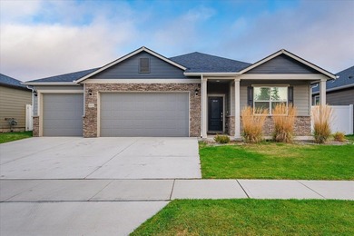 Beautiful 4 bedroom 2 bath single-level home with a 3-car on The Fairways at West Terrace in Washington - for sale on GolfHomes.com, golf home, golf lot