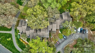 Large townhome in gated waterfront community of River Hills on on River Hills Country Club in South Carolina - for sale on GolfHomes.com, golf home, golf lot