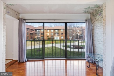 Life is easy in this turn-key 3BR/2FB Leisure World condo! on Leisure World Golf Club in Maryland - for sale on GolfHomes.com, golf home, golf lot