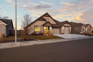 MLS# 281322 **The Greenside by Pahlisch Homes**  Discover The on Horn Rapids Golf Club in Washington - for sale on GolfHomes.com, golf home, golf lot