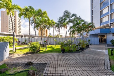 NEW LISTING!! Enjoy lush mountain and golf course views from on Honolulu Country Club in Hawaii - for sale on GolfHomes.com, golf home, golf lot