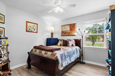Charming Coastal Retreat - Fully Updated & Prime LocationWelcome on Holiday Golf Club in Florida - for sale on GolfHomes.com, golf home, golf lot