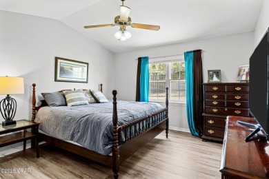 Charming Coastal Retreat - Fully Updated & Prime LocationWelcome on Holiday Golf Club in Florida - for sale on GolfHomes.com, golf home, golf lot