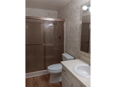Great opportunity in Vista Gardens with PLENTY of benefits: on Vero Beach South Golf Course in Florida - for sale on GolfHomes.com, golf home, golf lot