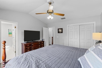 Charming Coastal Retreat - Fully Updated & Prime LocationWelcome on Holiday Golf Club in Florida - for sale on GolfHomes.com, golf home, golf lot