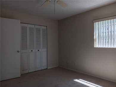 Great opportunity in Vista Gardens with PLENTY of benefits: on Vero Beach South Golf Course in Florida - for sale on GolfHomes.com, golf home, golf lot