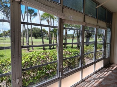 Great opportunity in Vista Gardens with PLENTY of benefits: on Vero Beach South Golf Course in Florida - for sale on GolfHomes.com, golf home, golf lot