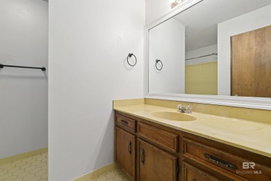 Beautiful Brick Ranch on Golf Course - Don't Miss This One! This on Lake Forest Yacht and Country Club in Alabama - for sale on GolfHomes.com, golf home, golf lot