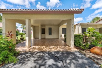 Affordable and Adorable 2-bedroom, 2-bath Villa nestled in on Bonaventure Country Club in Florida - for sale on GolfHomes.com, golf home, golf lot