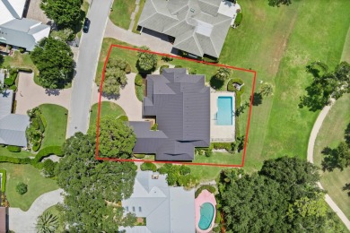 Opportunity Knocks in Mariner Sands Country Club!This spacious 2 on Mariner Sands Country Club in Florida - for sale on GolfHomes.com, golf home, golf lot