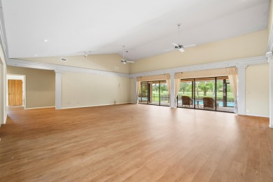 Opportunity Knocks in Mariner Sands Country Club!This spacious 2 on Mariner Sands Country Club in Florida - for sale on GolfHomes.com, golf home, golf lot