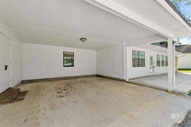 Beautiful Brick Ranch on Golf Course - Don't Miss This One! This on Lake Forest Yacht and Country Club in Alabama - for sale on GolfHomes.com, golf home, golf lot