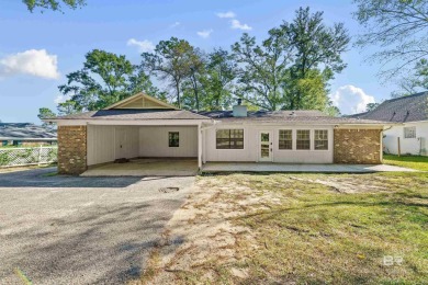 Beautiful Brick Ranch on Golf Course - Don't Miss This One! This on Lake Forest Yacht and Country Club in Alabama - for sale on GolfHomes.com, golf home, golf lot