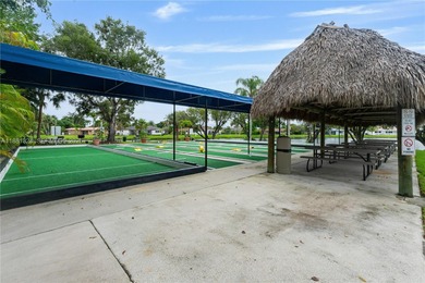 Affordable and Adorable 2-bedroom, 2-bath Villa nestled in on Bonaventure Country Club in Florida - for sale on GolfHomes.com, golf home, golf lot
