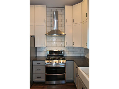 Tastefully updated, move-in ready, easy living home near on Harbor Links Golf Course in Oregon - for sale on GolfHomes.com, golf home, golf lot