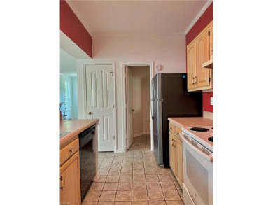 This turn-key, lock it and leave it, 3-bedroom, 2.5-bath condo on Kempsville Greens Municipal Golf Course in Virginia - for sale on GolfHomes.com, golf home, golf lot