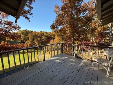 Welcome to this pristine, turnkey move-in-ready home, located in on The Oaks Golf Course in Missouri - for sale on GolfHomes.com, golf home, golf lot