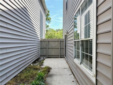 This turn-key, lock it and leave it, 3-bedroom, 2.5-bath condo on Kempsville Greens Municipal Golf Course in Virginia - for sale on GolfHomes.com, golf home, golf lot