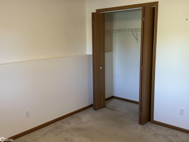 Discover easy living at 6430 Creekside Dr NE, Unit 4! This on St. Andrews Golf Club in Iowa - for sale on GolfHomes.com, golf home, golf lot