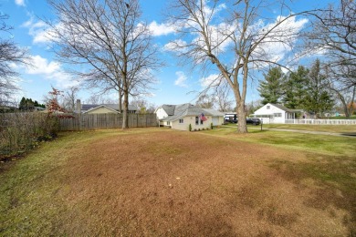 This adorable 3 bd (3rd bdrm non-conforming), 1 ba bungalow in on Grande Golf Club in Michigan - for sale on GolfHomes.com, golf home, golf lot