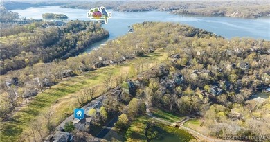 Welcome to this pristine, turnkey move-in-ready home, located in on The Oaks Golf Course in Missouri - for sale on GolfHomes.com, golf home, golf lot