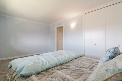 Welcome to this charming 2-bedroom, 2-bathroom condo located in on New Horizons Golf Course in California - for sale on GolfHomes.com, golf home, golf lot