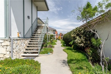 Welcome to this charming 2-bedroom, 2-bathroom condo located in on New Horizons Golf Course in California - for sale on GolfHomes.com, golf home, golf lot