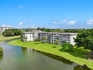 This fully renovated 3/2, 1st flr home offers the perfect blend on Palm-Aire Country Club and Resort - Palms in Florida - for sale on GolfHomes.com, golf home, golf lot