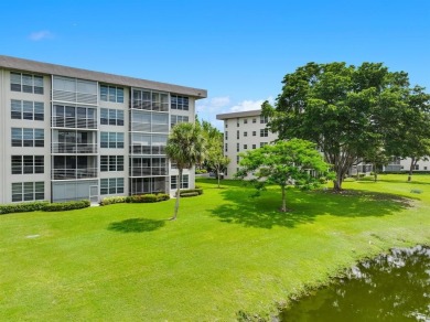 This fully renovated 3/2, 1st flr home offers the perfect blend on Palm-Aire Country Club and Resort - Palms in Florida - for sale on GolfHomes.com, golf home, golf lot