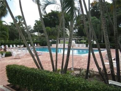 This fully renovated 3/2, 1st flr home offers the perfect blend on Palm-Aire Country Club and Resort - Palms in Florida - for sale on GolfHomes.com, golf home, golf lot