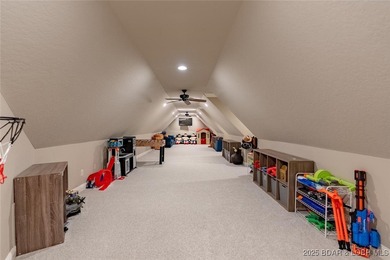 LOOKING FOR CONVENIENT LOCATION, PRIVACY, AND RESORT-STYLE on Osage National Golf Club in Missouri - for sale on GolfHomes.com, golf home, golf lot